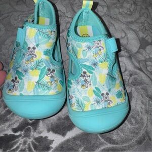 Disney Kids Water Shoes - Turquoise and Lime girls Sz 7/8